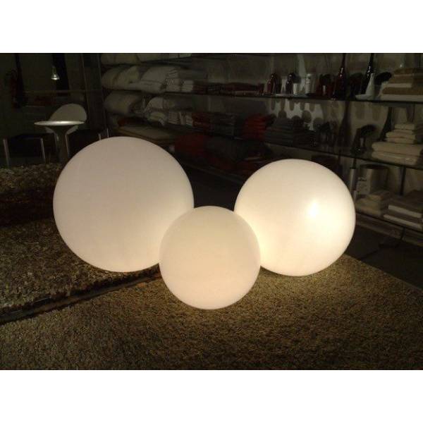 Boule lumineuse 25CM blanche sans fil rechargeable LED ou filaire professionnelle