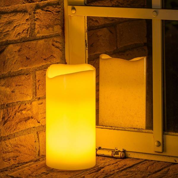 Bougie en cire naturelle Ivoire à piles 2 LED blanc chaud effet flamme H20cm L10cm Timer