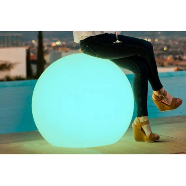 Boule lumineuse 80Cm extérieur solaire ou rechargeable USB BULY blanche sans fil LED RGBW 128 couleurs IP65