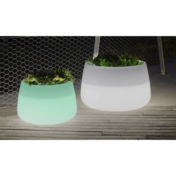 Pot de fleurs lumineux extérieur solaire ou batterie CAMELIA 60 blanc sans fil LED RGBW 29 litres IP65